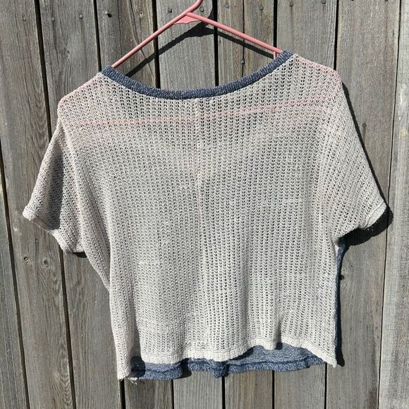 FANG top net short sleeve size small - Picture 8 of 10